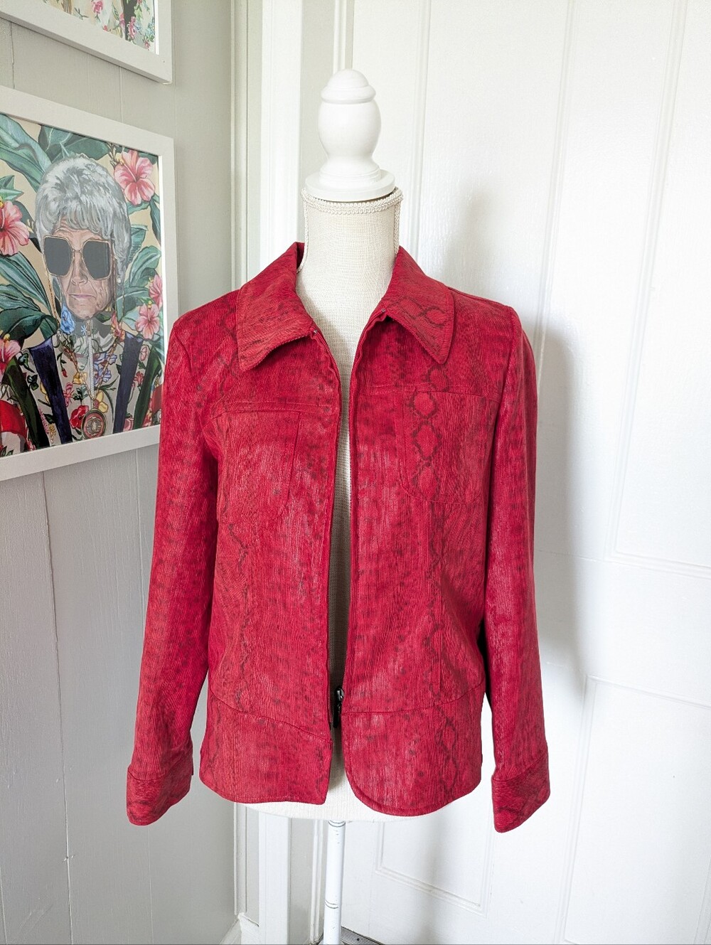 WOMEN'S ERIN LONDON Red FAUX REPTILE PRINT JACKET Size Small